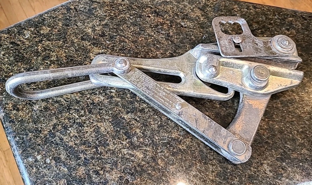 Klein Tools 1656-40H Grip Bare Wire .74 -.53" Puller 8000lb