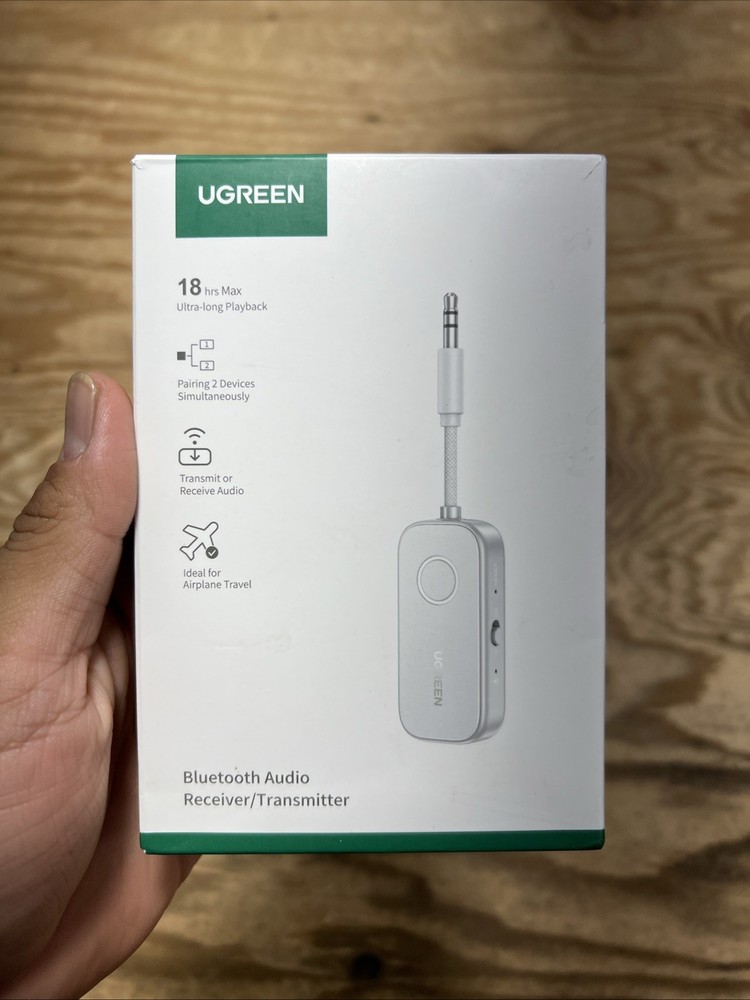 UGREEN Bluetooth Receiver Audio Adapter CM872