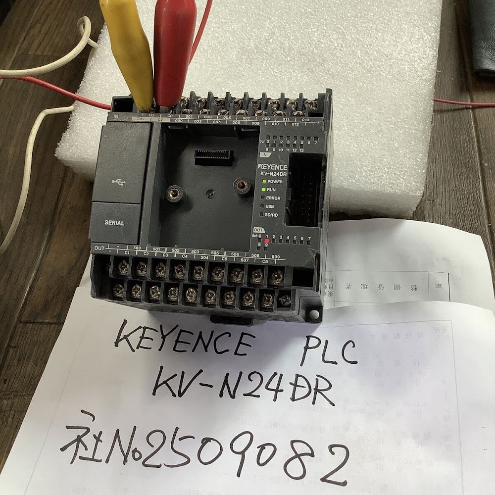 KEYENCE KV-N24DR PLC Main Unit Controller Power On Tested USED