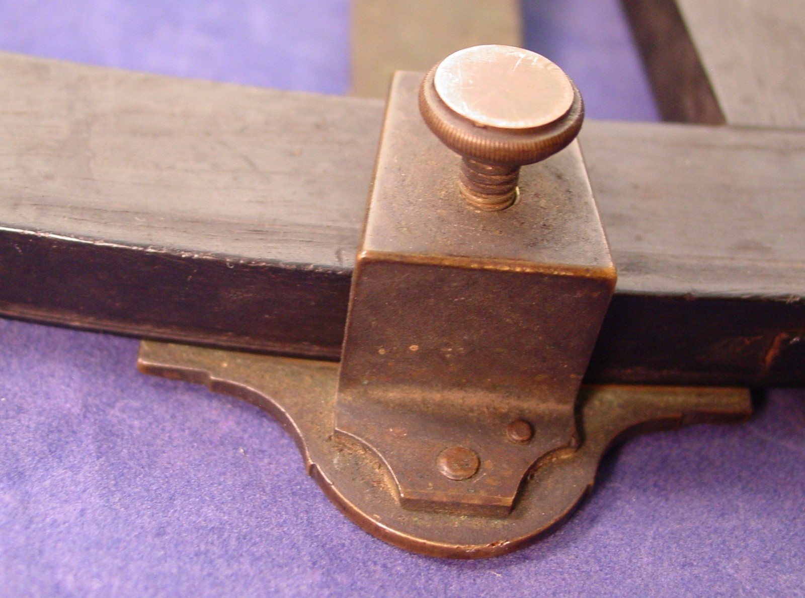 18th Century James Chapman Large 17" Marine Hadley's Quadrant Scroll Work on Arm