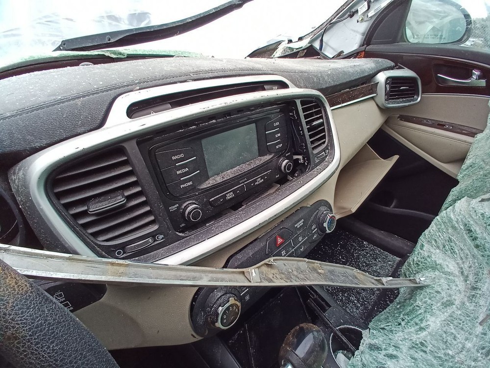 2017 SORENTO Spare Tire Jack With Tools (12816520