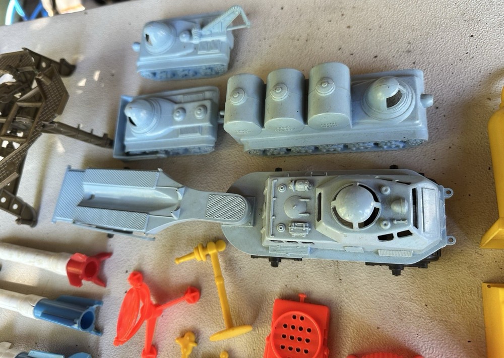 Marx Moon Base