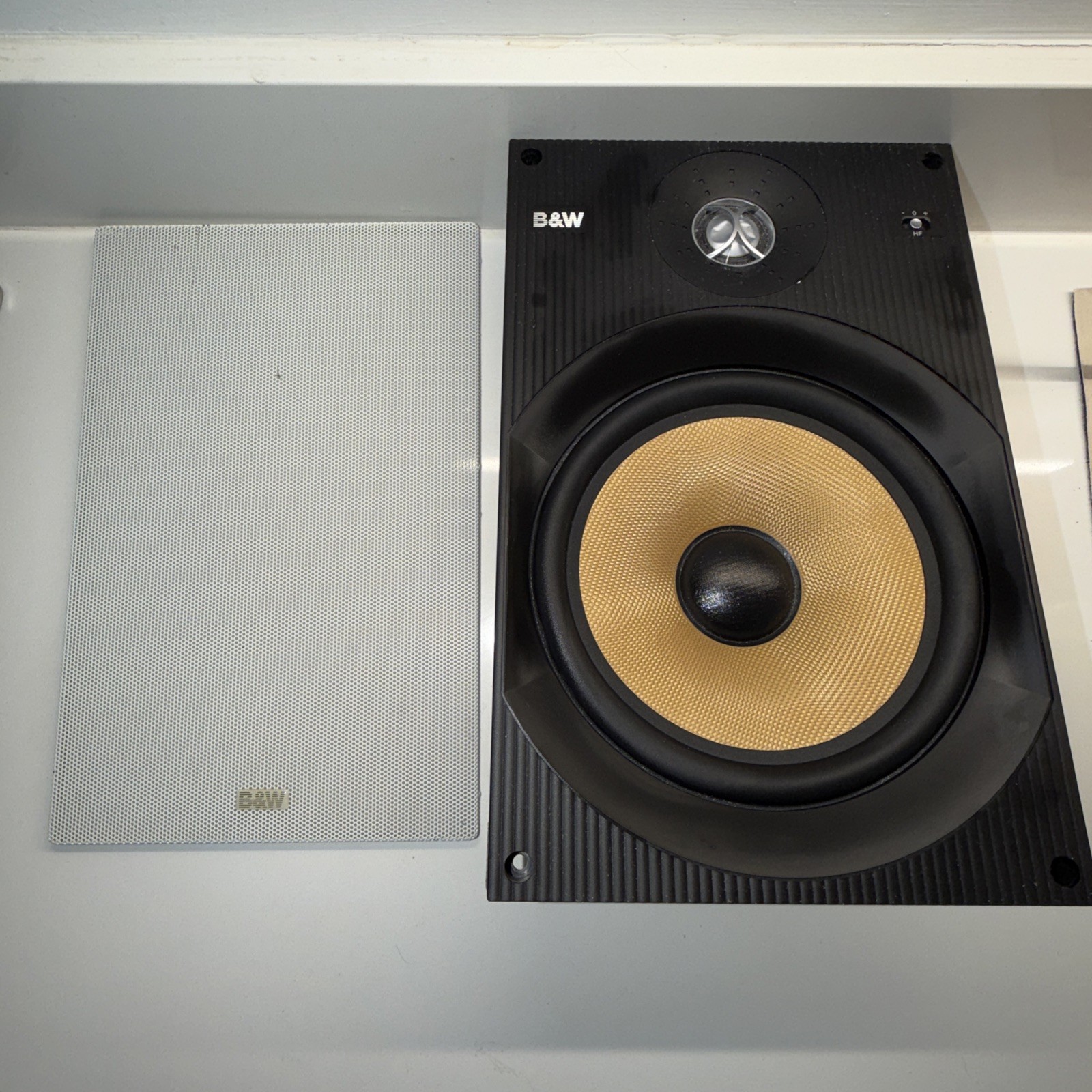 USED B&W CWM800 in wall Speakers