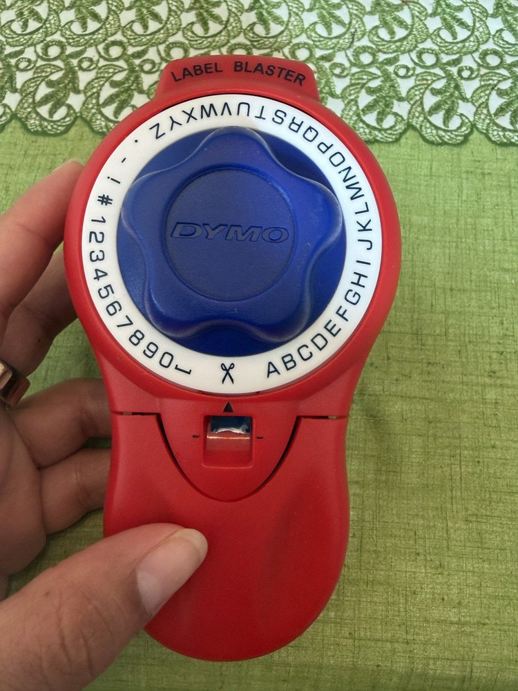 Dymo Red Blue Label Buddy Blaster Battery-Free Maker Small Embossed Maker