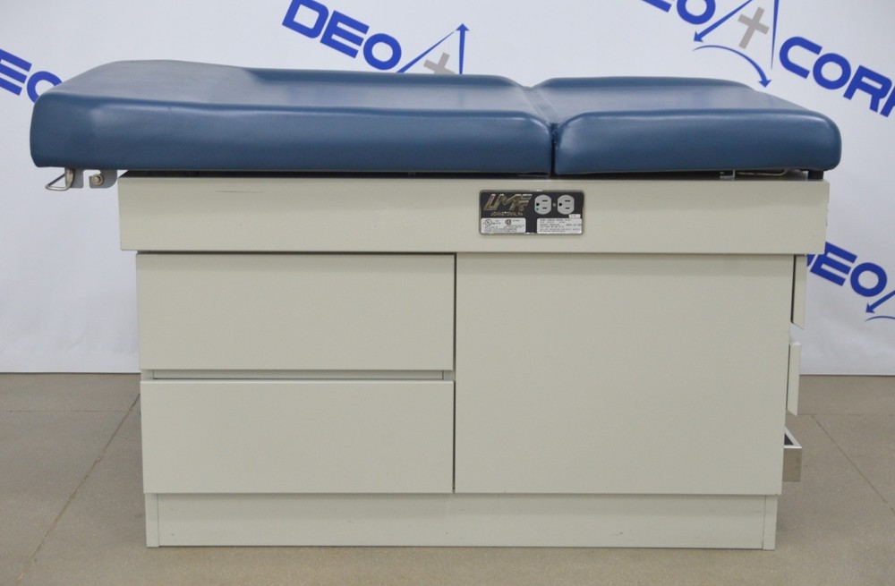 UMF 5140 Manual Adjustment Exam Table