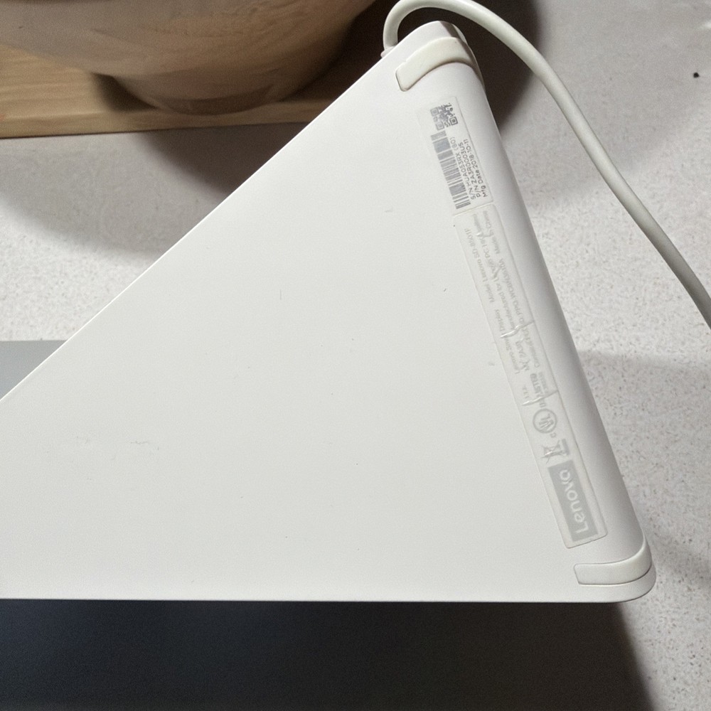Lenovo 8" Smart Display (Model SD‑8501F) – Google Assistant For Local