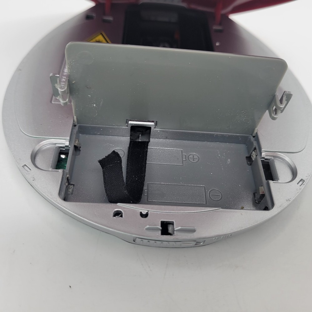 Emerson - HD7090RD Portable CD Player - Red Untested READ