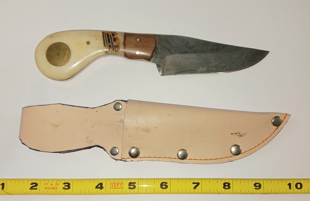 Antique Knife Handmade Pattern Damascus Dagger Bone Handle Sheath Scabbard