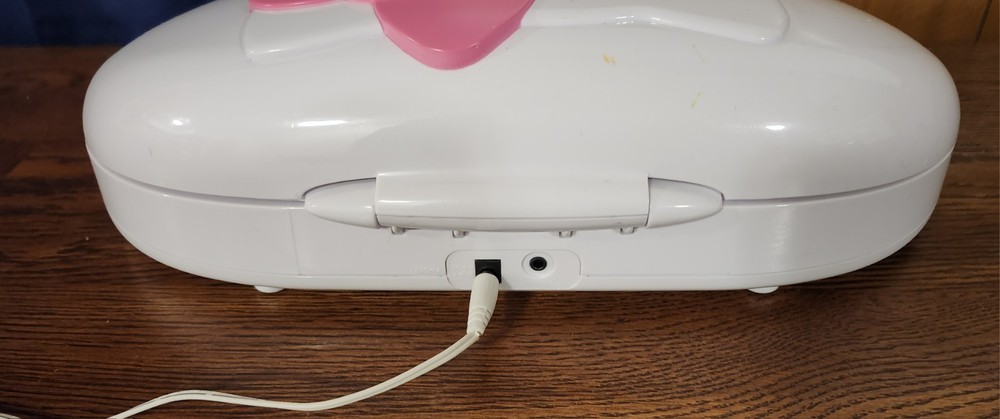 Rare Hello Kitty KT2003B CD Karaoke System CD Player 2 Microphones Fully Tested