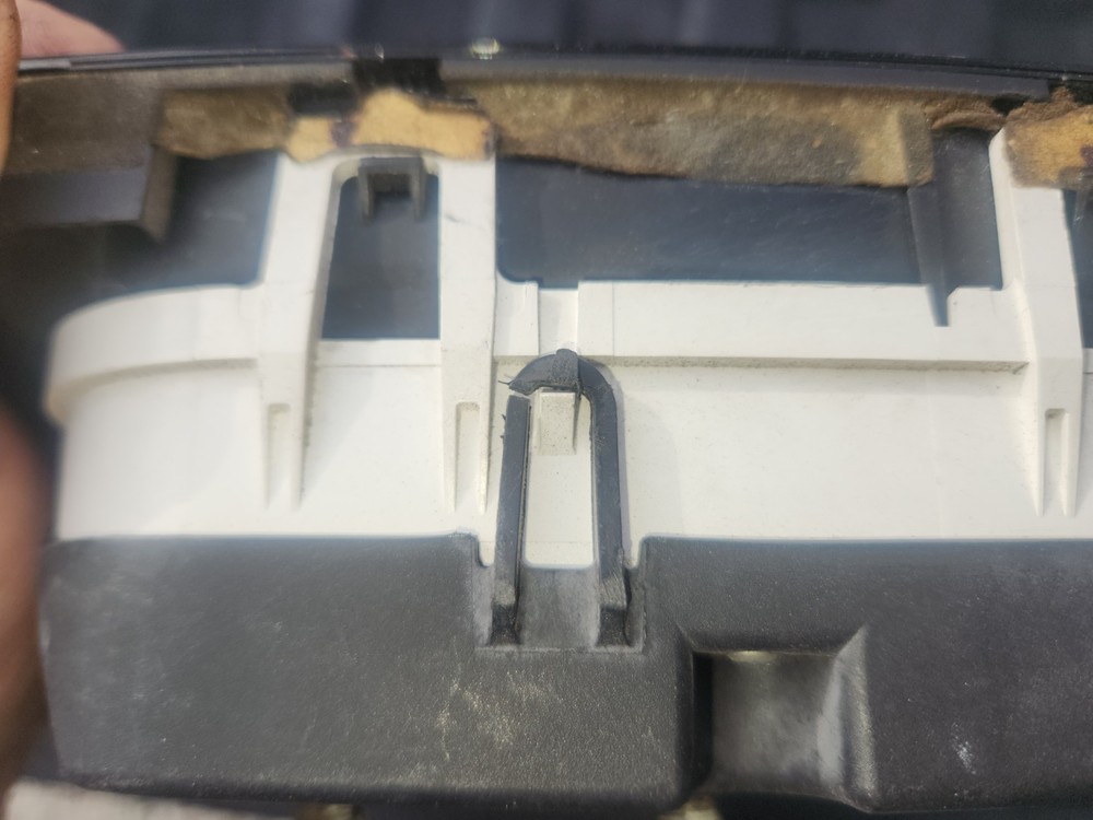 2009 FREIGHTLINER USED INSTRUMENT CLUSTER