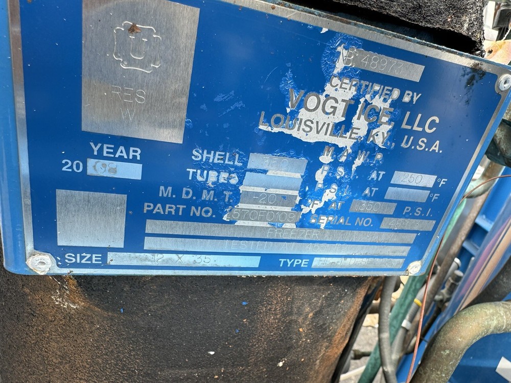 Vogt Ice Maker Machine Model 4000, High Capacity Ice Machine,Working When Pulled