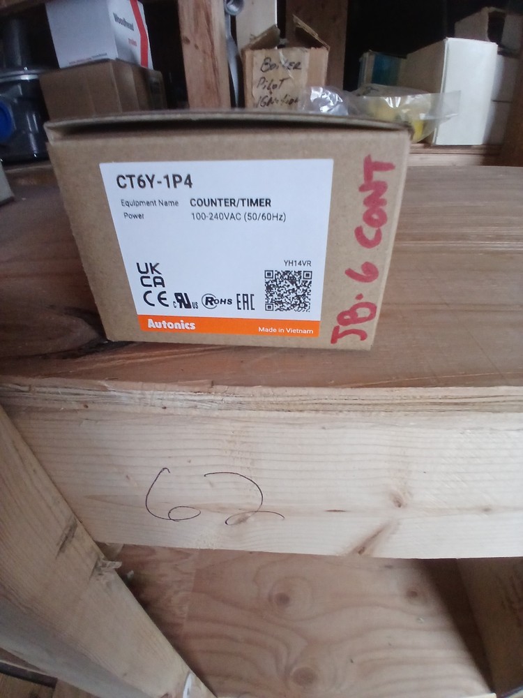 New CT6Y-1P4 Autonics Digital Timer & Counter Various Function 120/240VAC