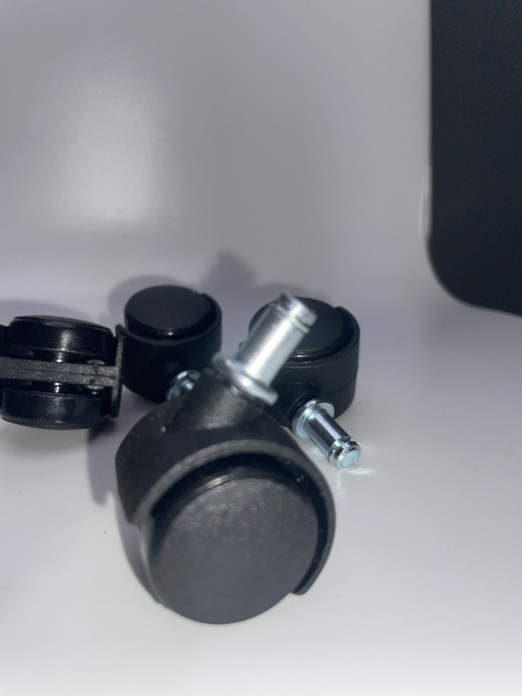 Four Wheels For Staples Shredder