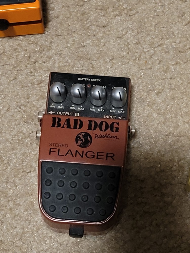 Guitar Pedal with Pedalboard