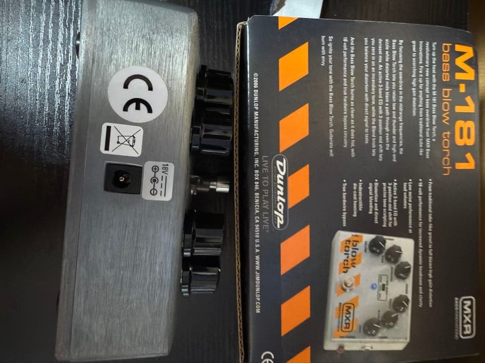 MXR M-181 bass blow torch