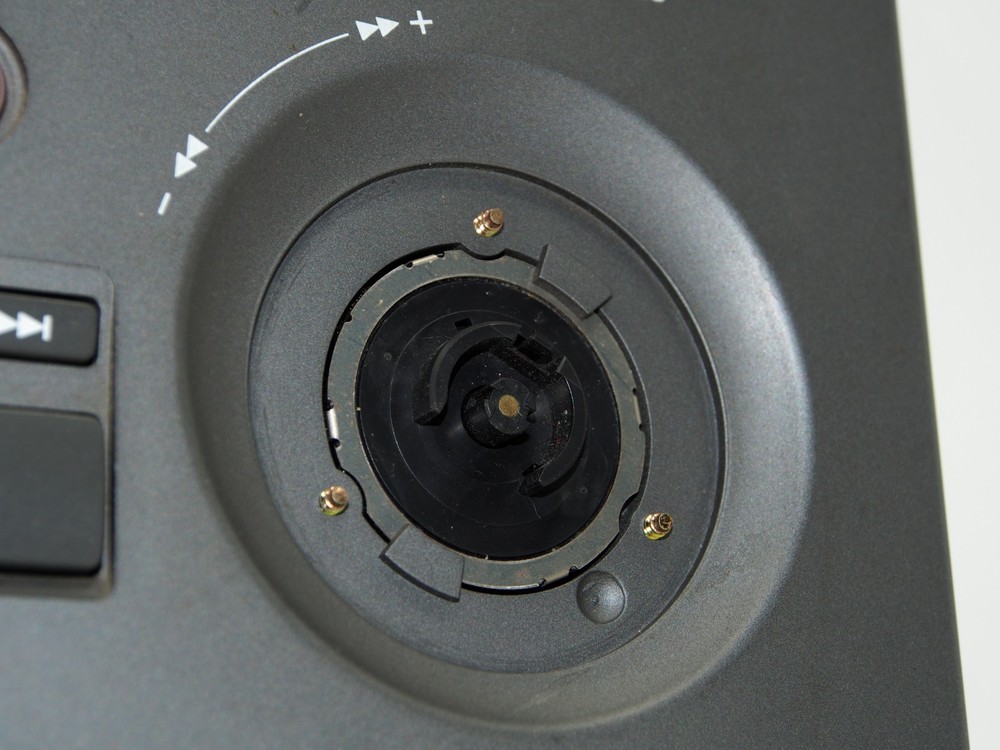 Sony - MDM - X4 MK2 POWERS UP, READ!