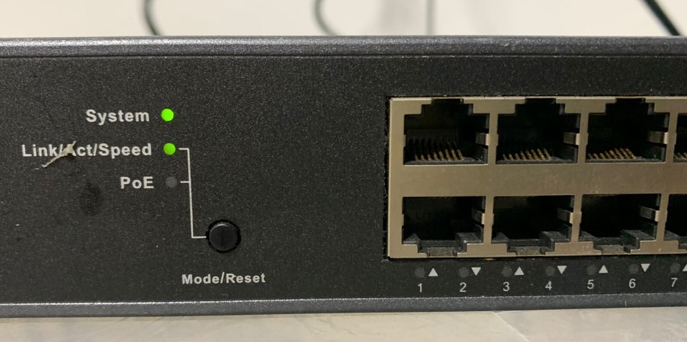 Vivotek 24xGE PoE + 2xGE SFP Web Smart Managed Switch