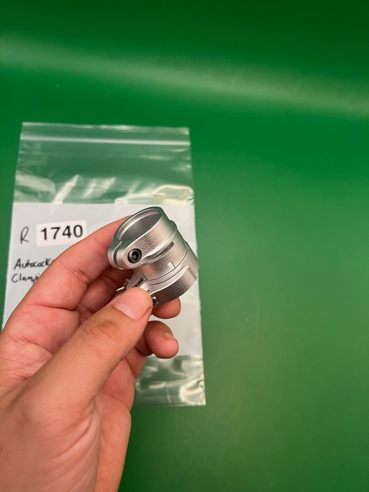 Autococker Clamping Feedneck