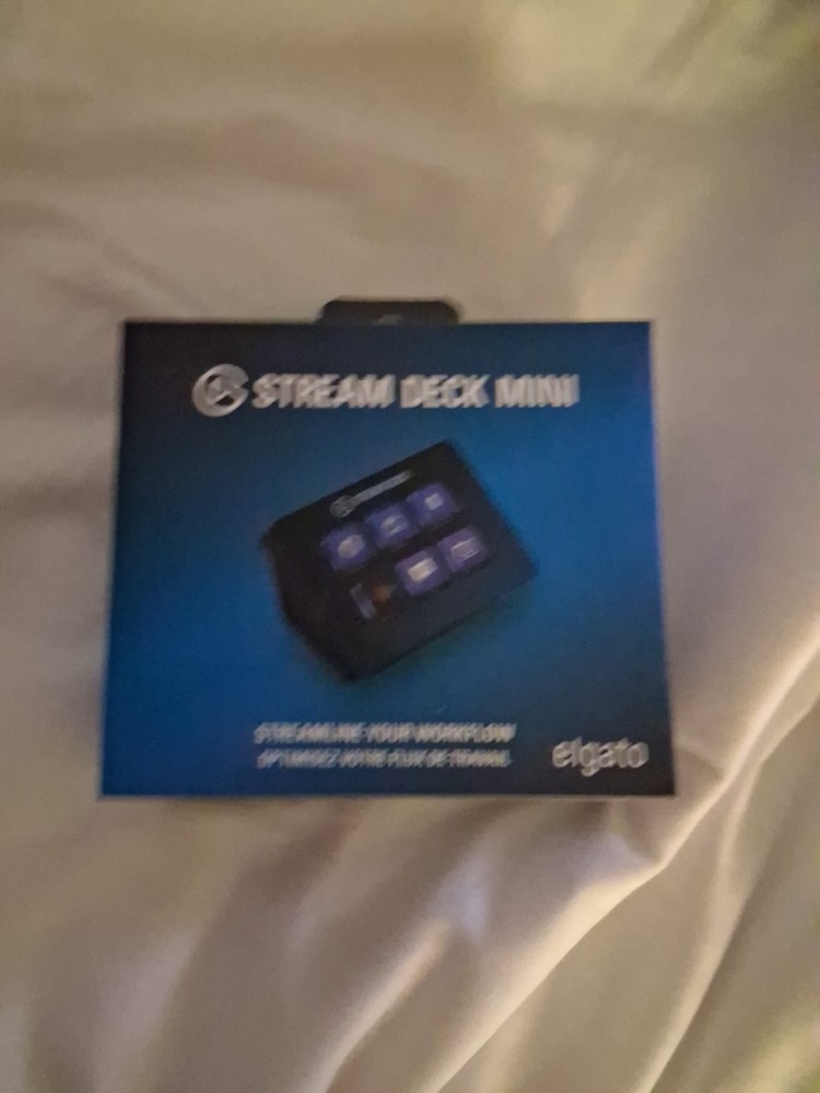 Elgato Stream Deck Mini 6-Button Live Content Controller BRAND NEW  NEVER OPENED