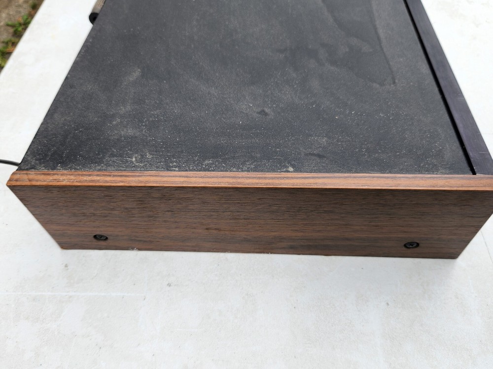 Vintage SAE Two T14 Digital Tuner Powers On