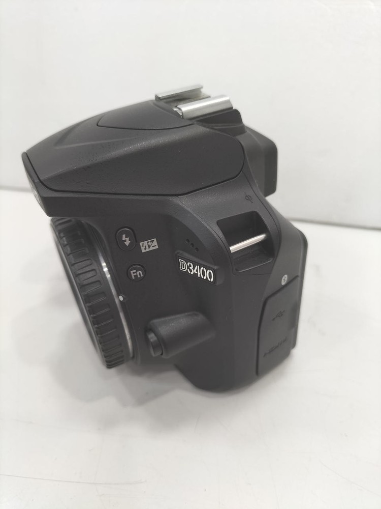 NIKON D3400 837439