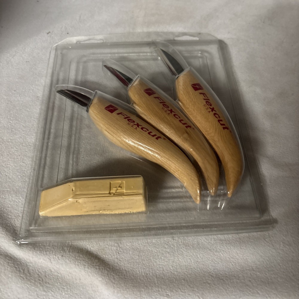 Flexcut #KN500 3-Knife Starter Carving Set