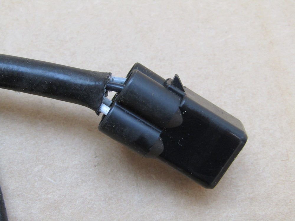 Sym orbit III 50 E5 2024 120 miles lambda sensor (15032)