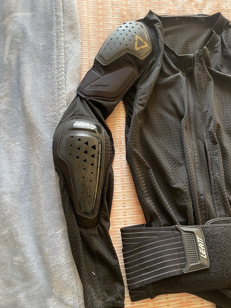 Leatt 6.5 Body Protector