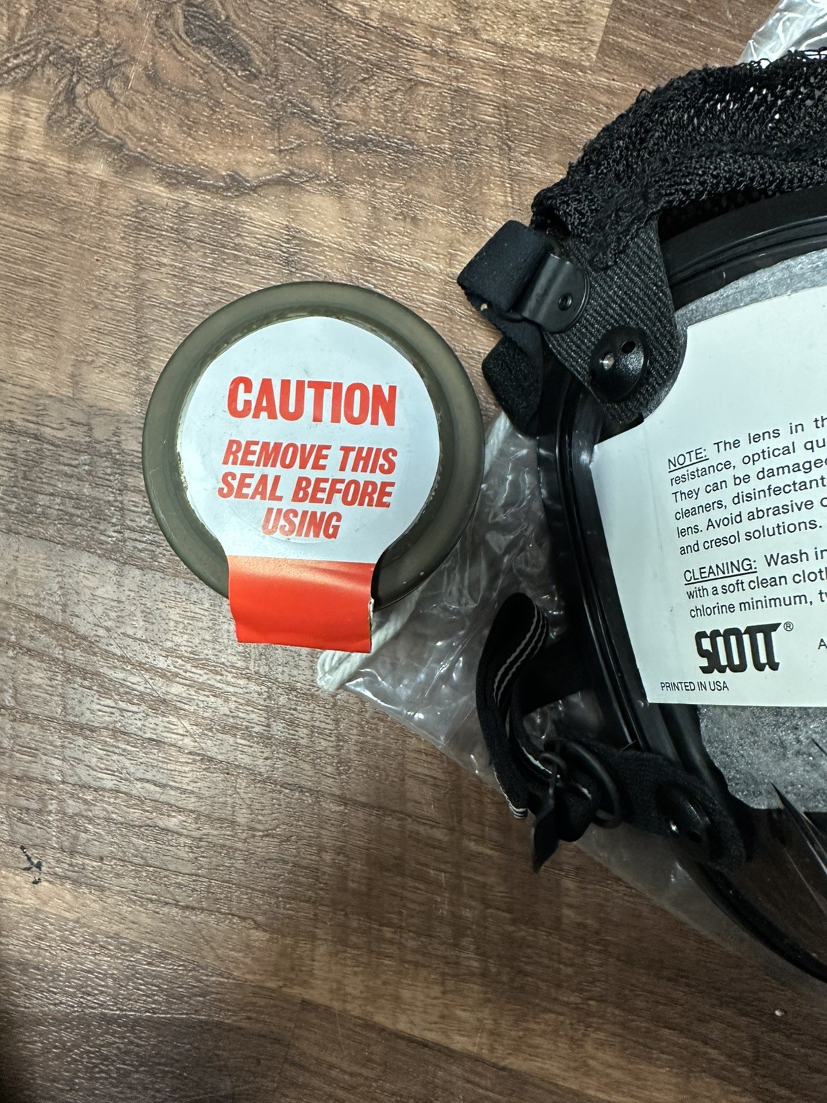 Scott 10005135 Full Face Mask Respirator Mask and filter NEW