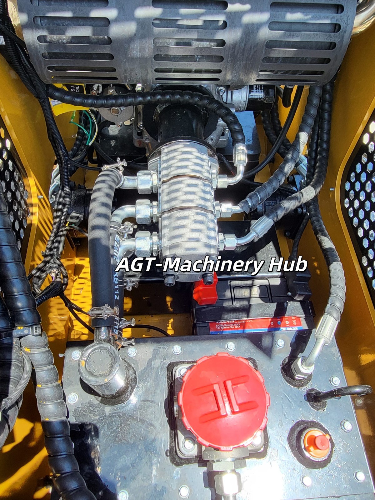 AGT CRT23 Mini Skid Steer Loader 3 Pump 3 Valves 23HP V-Twin RATO Engine