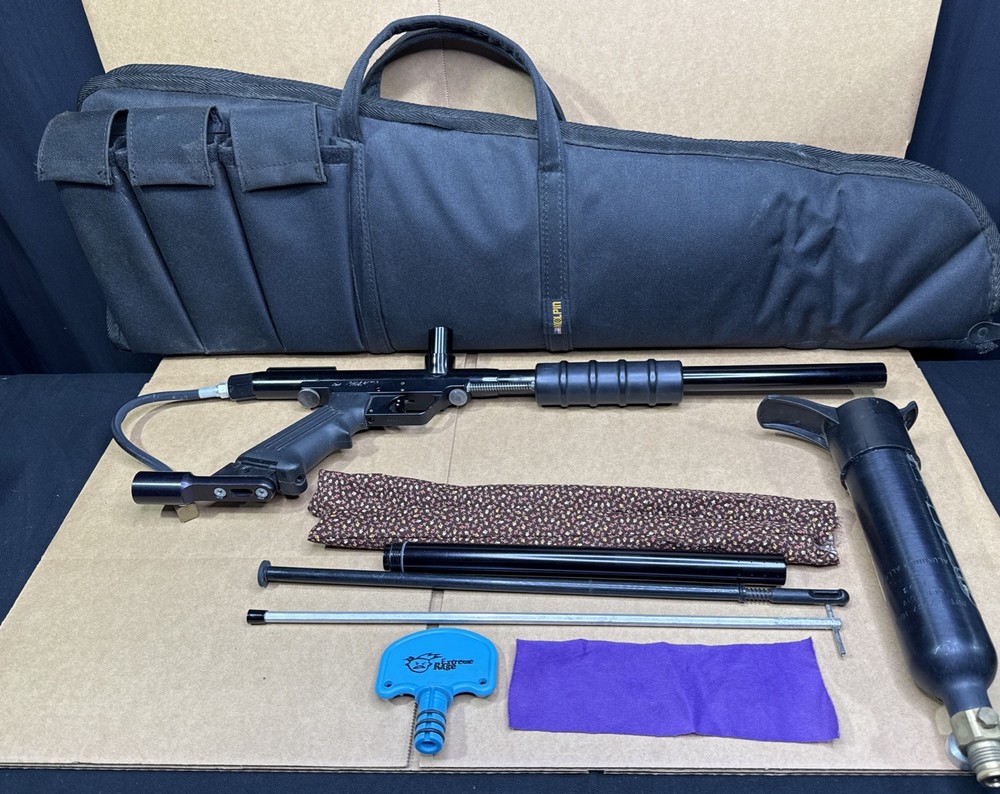 CCI The Phantom Pump stock class paintball Marker