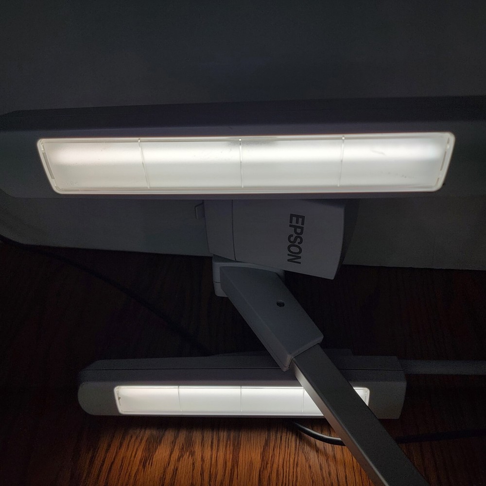 Epson ELPDC05 High Resolution Document Imager Overhead Camera With Cord