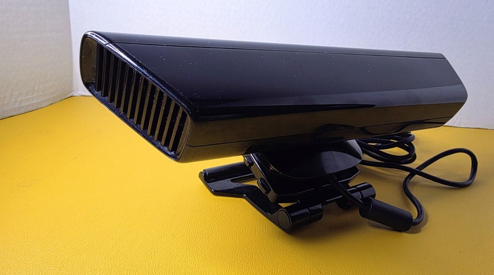 Microsoft Kinnect Sensor Bar for Xbox 360 Wired Black Tested Working