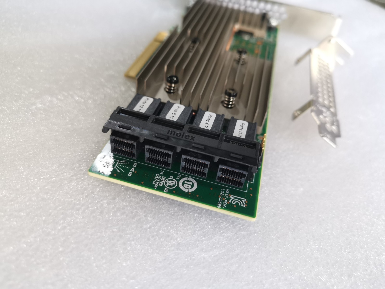 LSI 9305-16i SATA SAS 12Gbs Controller card PCIe 3.0 IT-Mode w/SAS SATA cable US