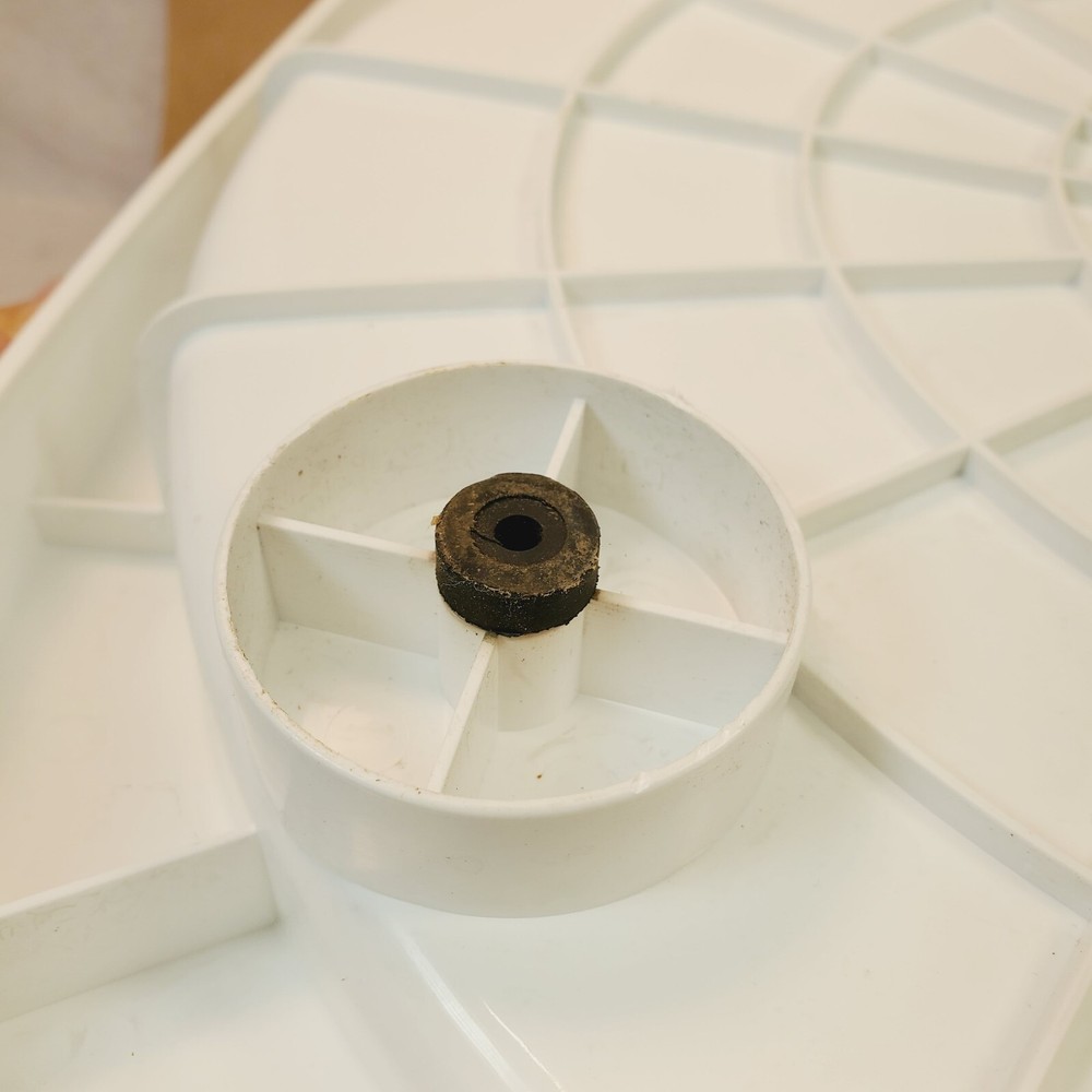 Thane Flavor Wave Deluxe Oven Replacement Part White Plastic Bottom Base