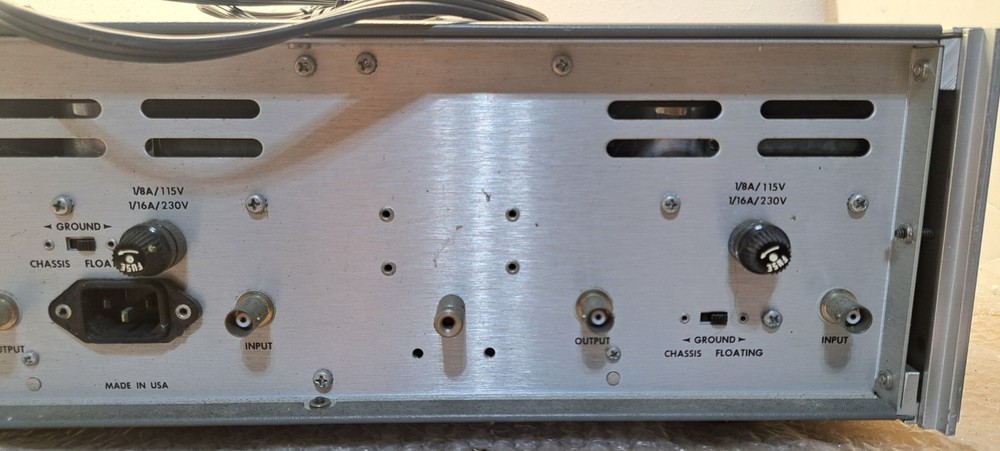 Krohn-Hite model 3343 Dual Channel, Solid State Variable Electronic Filter