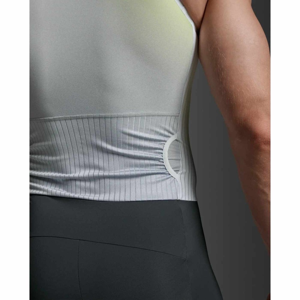 2XU Men's Light Speed React Trisuit - 2026