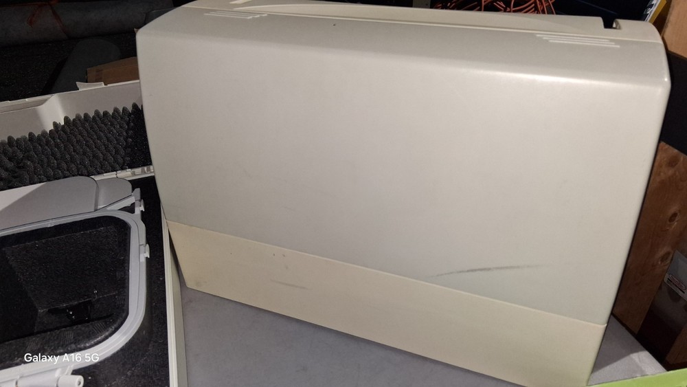 PFAFF creative 7570 Computerized Sewing/Embroidery Combo Machine w/ Accessories