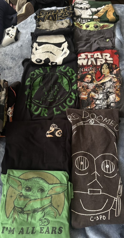 Star Wars Graphic Tees 9 Shirt Bundle WOW!  Small