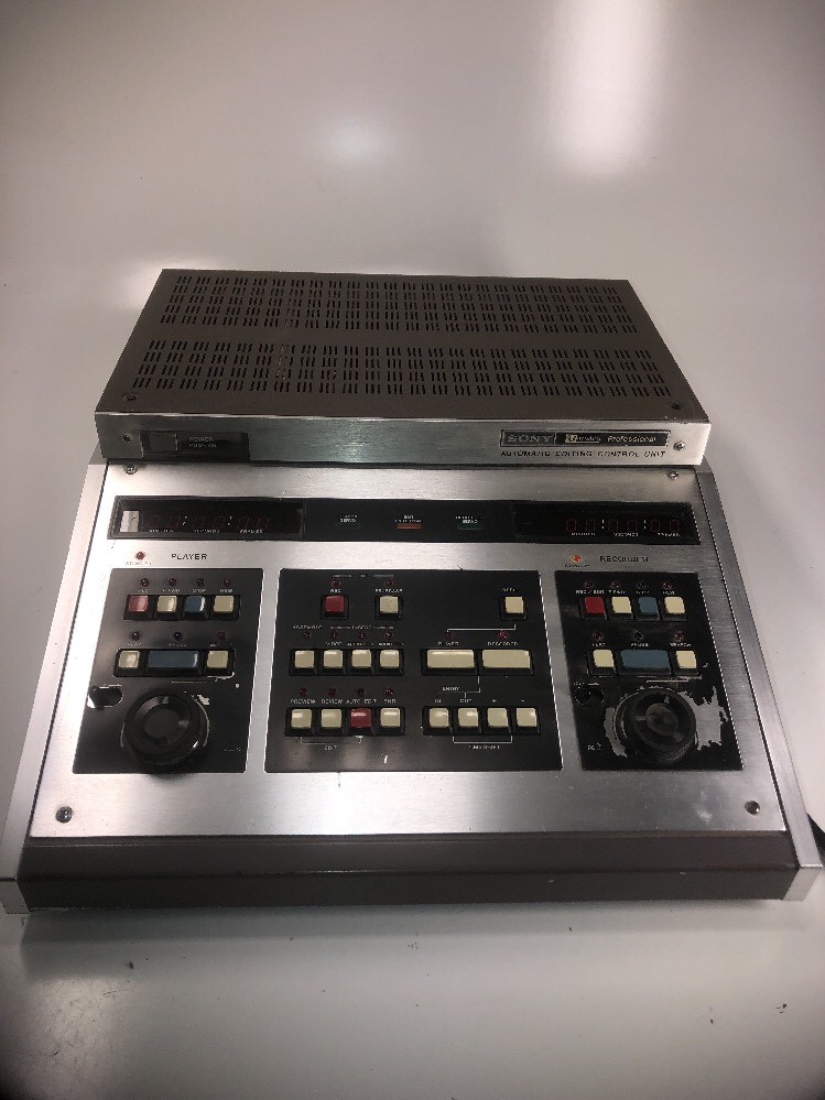 BVE-500 A SONY U-Matic Professional Automatic Editing Control Unit