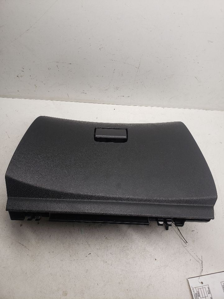 SENTRA 2015 Glove Box OEM