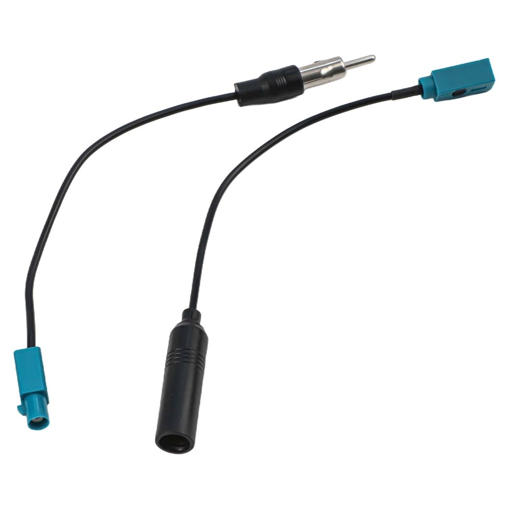Cable Easy Retrofitting For Antennas With Power Pluggable Installation