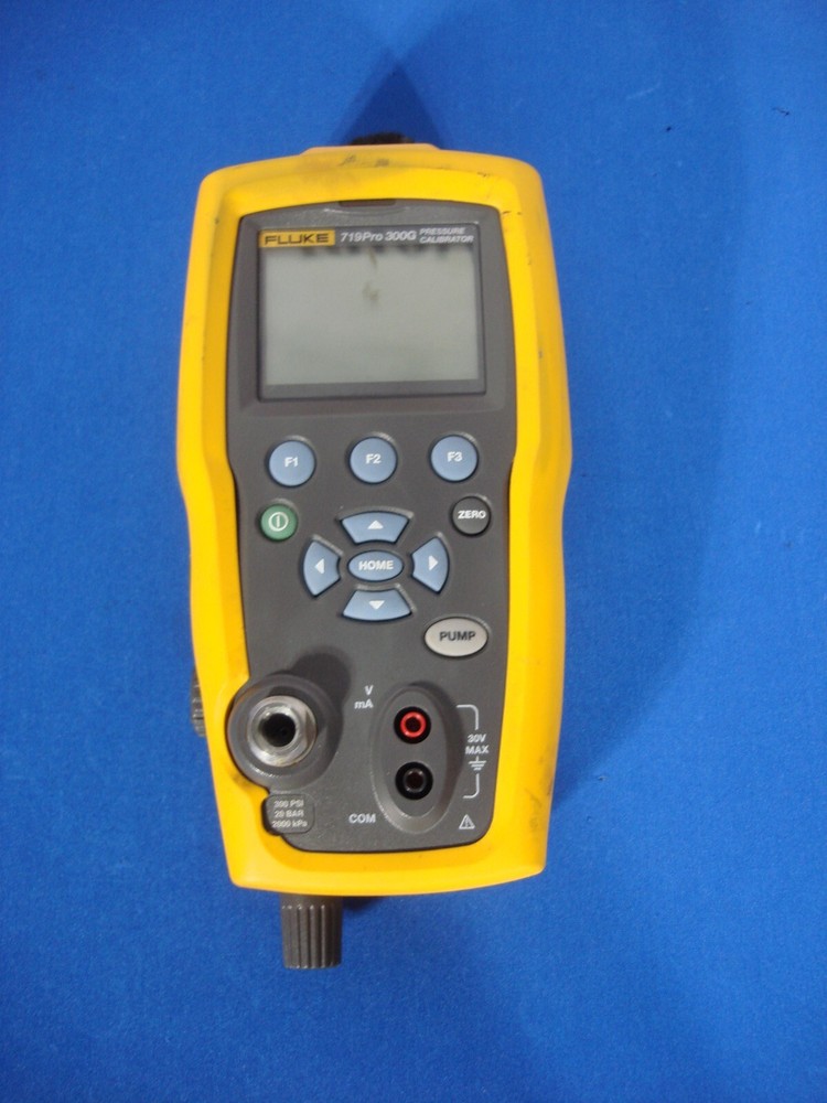 Fluke 719 Pro 300G Pressure Calibrator w/ Case