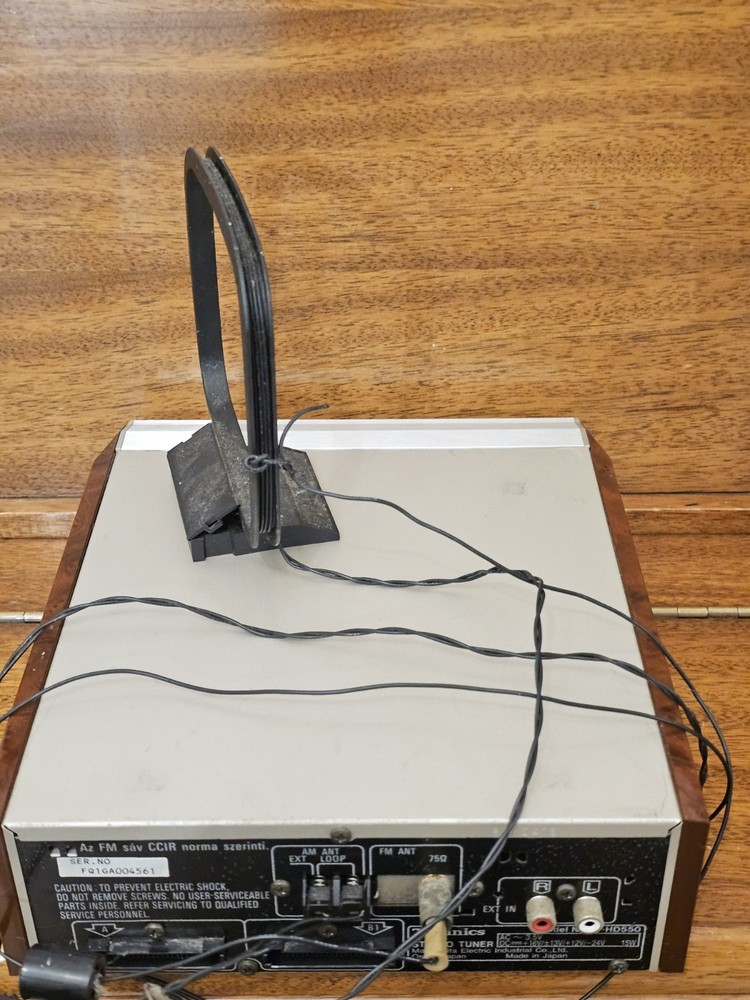 Technics ST-HD550 Stereo Tuner Tested Working