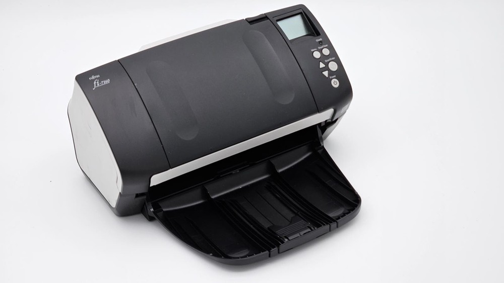 Fujitsu fi-7160 Document Scanner / Scan Count 1045
