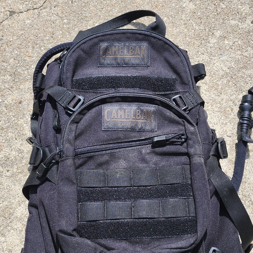 OLDGEN Camelbak Transformer Hydration System Backpack With Reversible Rain Cover