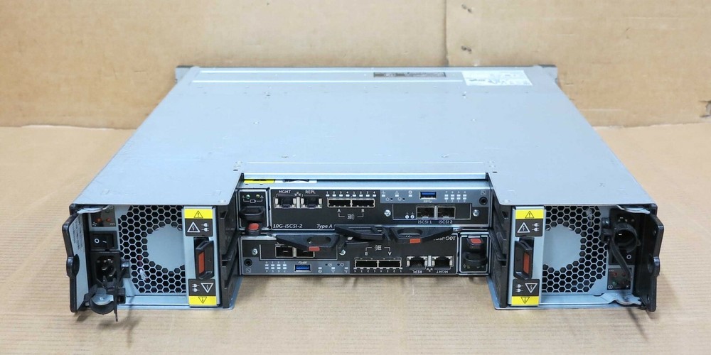 Dell Compellent SC4020 Storage Array 2x 10G-iSCSI-2 Controllers 24x 2.5" SAS Bay