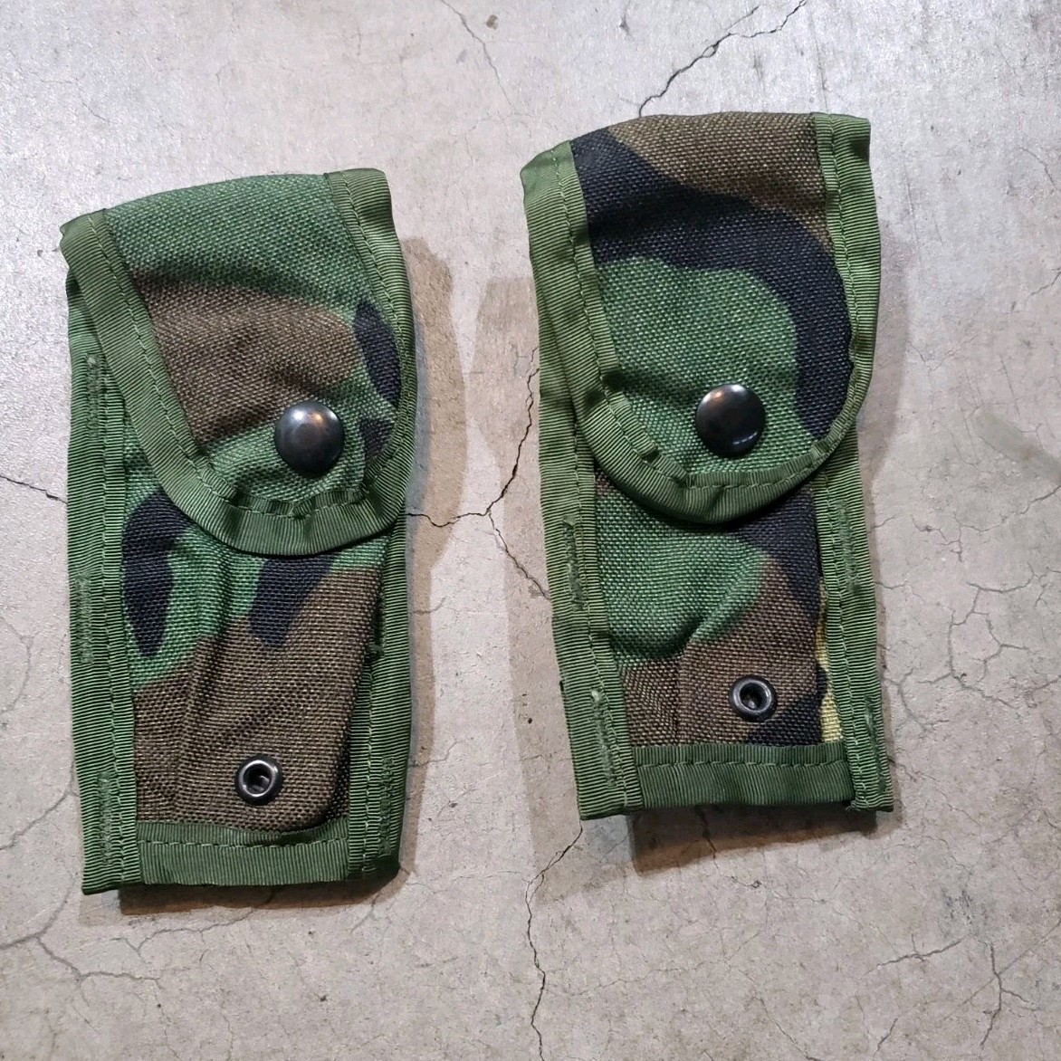 (1) USGI 9mm Pistol Mag Magazine Pouch Utility M81 Woodland Camo SDS MOLLE