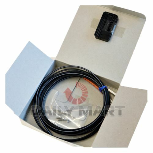 New In Box OMRON E32-T15ZR Fiber Optic Sensor