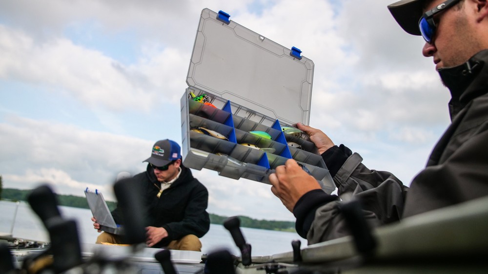 FISHING TACKLE BOX Bait Storage Plastic